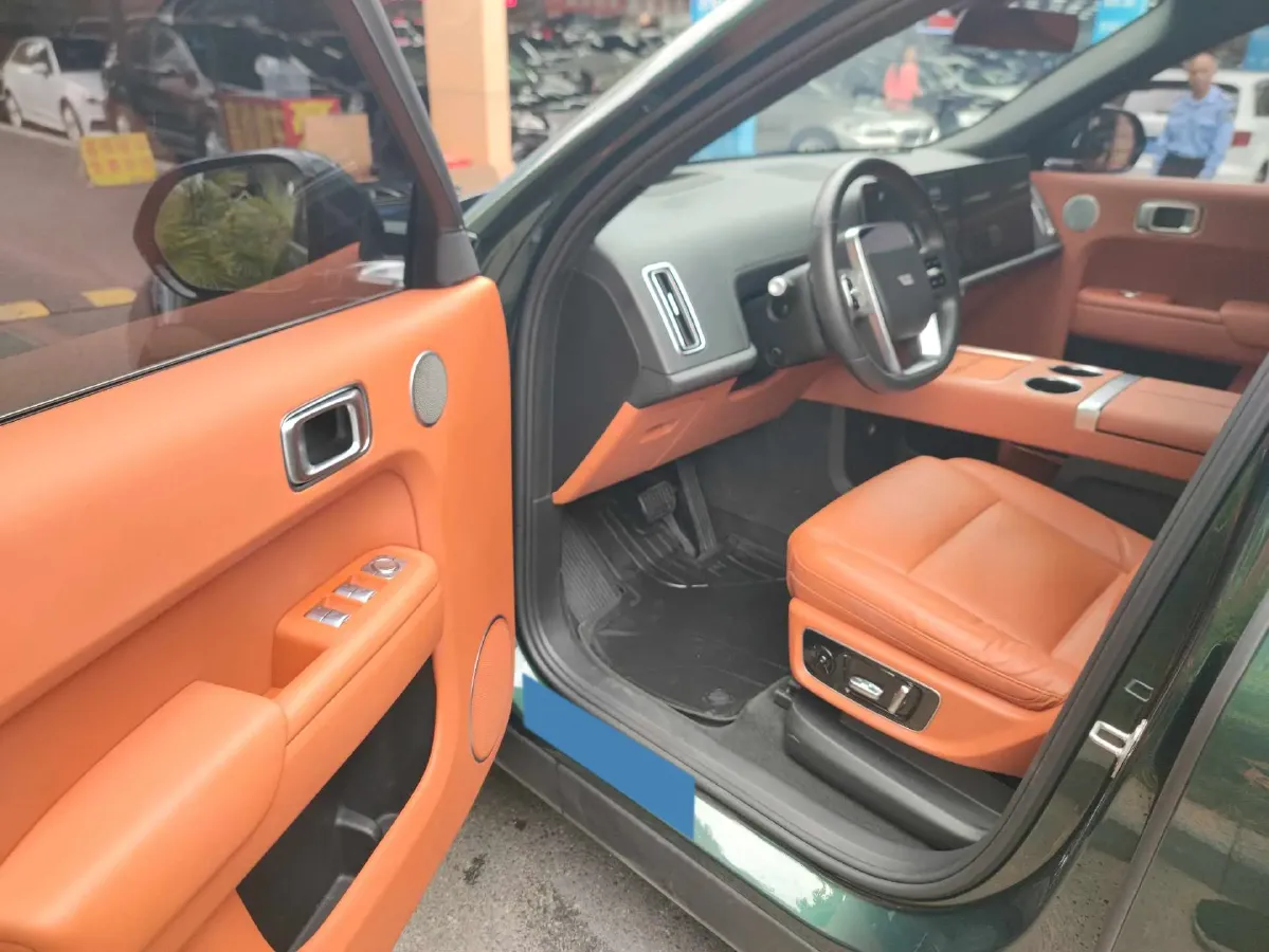 2022 Li L9 Range Extended 154HP REEV 42.6KWH,autocango,china used car exporter,china ev exporter,chinese used car exporter,chinese used ev exporter