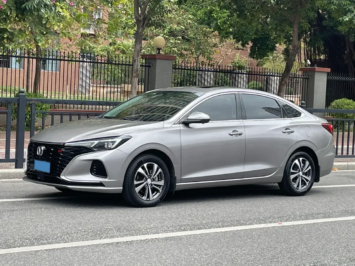 2023 ChangAn Eado 1.4T 160HP L4 7DCT,autocango,china used car exporter,china ev exporter,chinese used car exporter,chinese used ev exporter