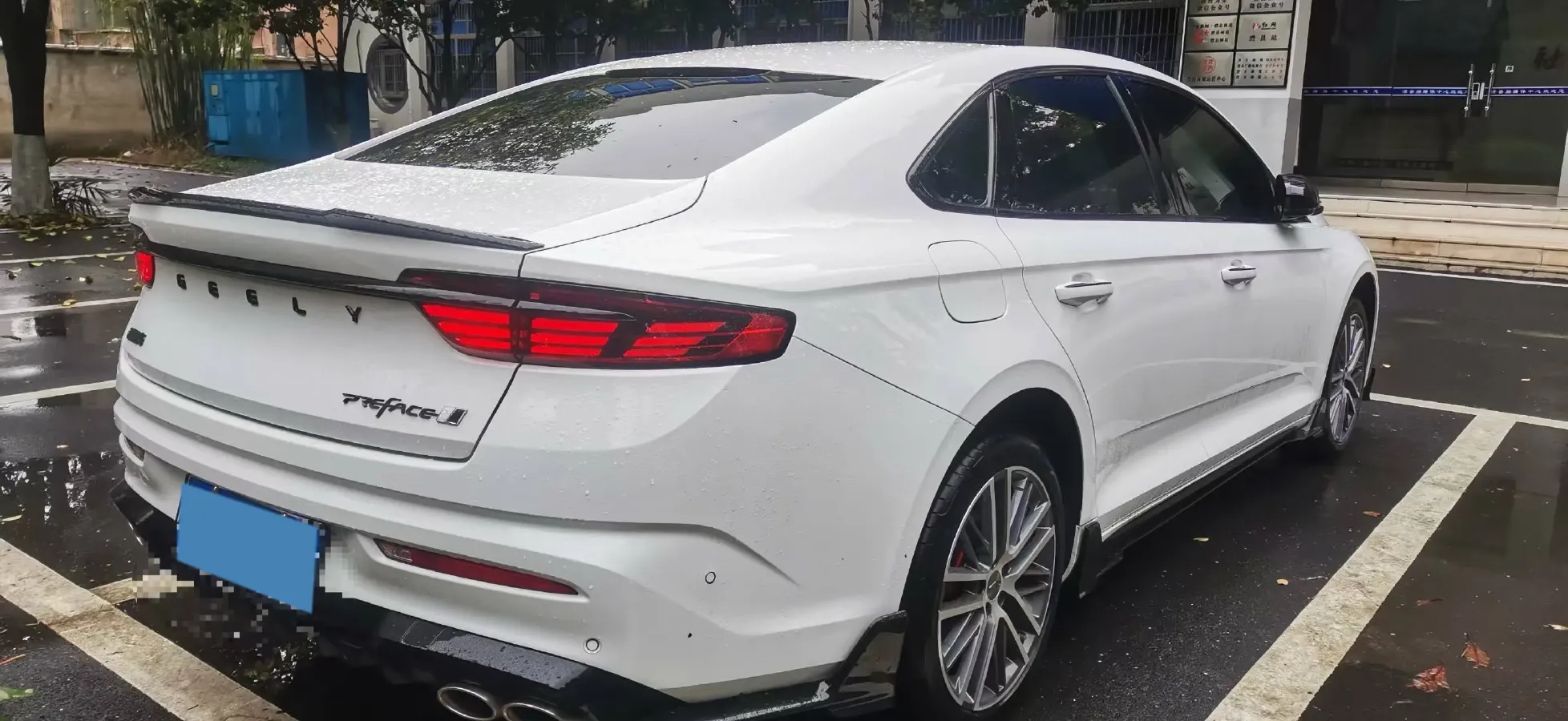 2024 Geely PrefaceL 1.5T 163HP L4 3DHT Hybrid,autocango,china used car exporter,china ev exporter,chinese used car exporter,chinese used ev exporter