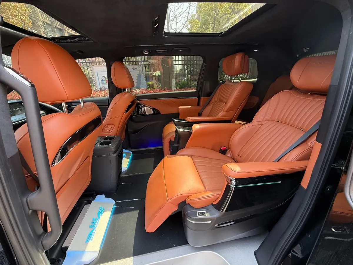 2024 GAC Trumpchi M8 2.0T 190HP L4 E-CVT Hybrid,autocango,china used car exporter,china ev exporter,chinese used car exporter,chinese used ev exporter