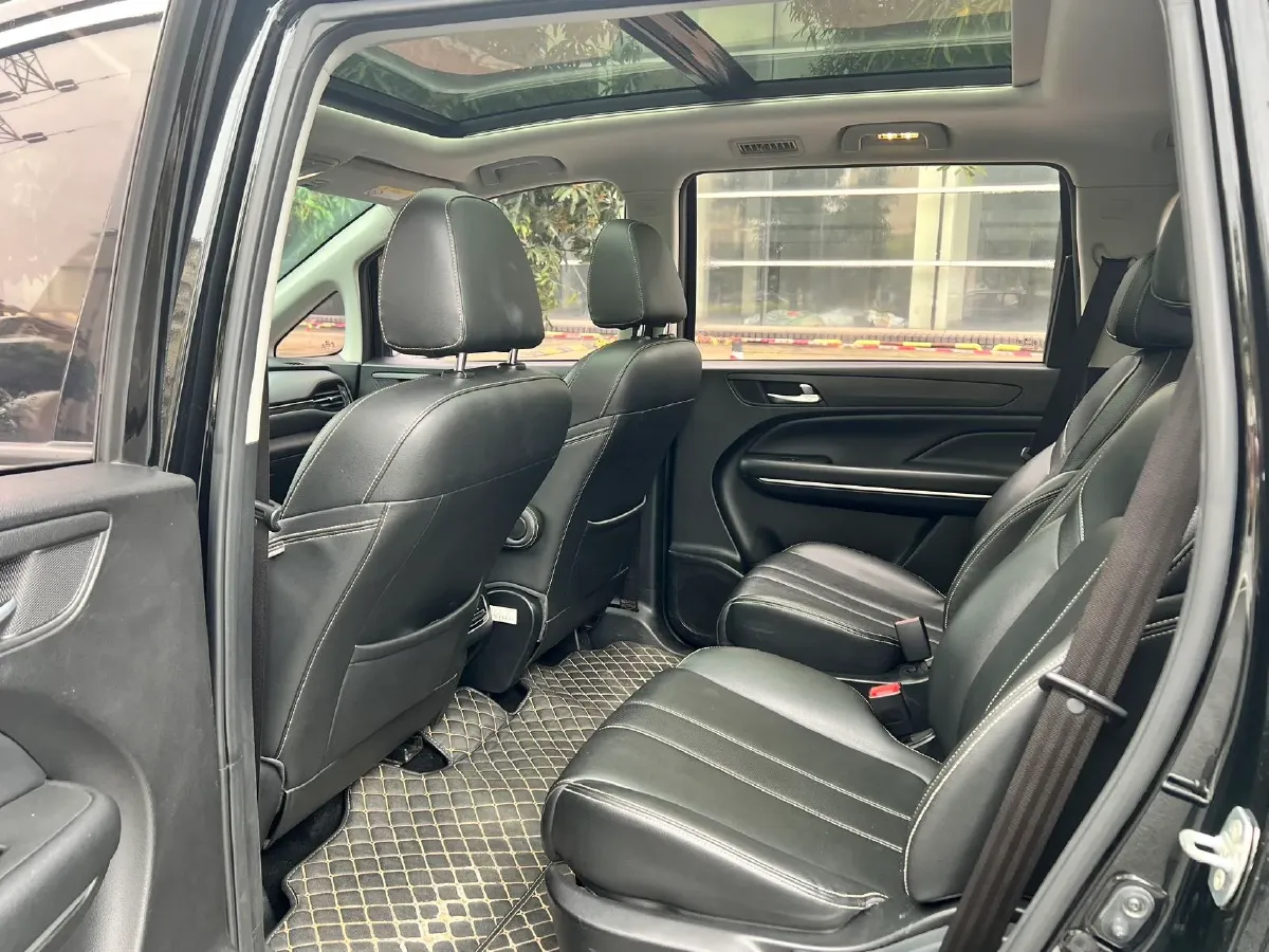 2021 GAC Trumpchi M6 1.5T 169HP L4 7DCT,autocango,china used car exporter,china ev exporter,chinese used car exporter,chinese used ev exporter