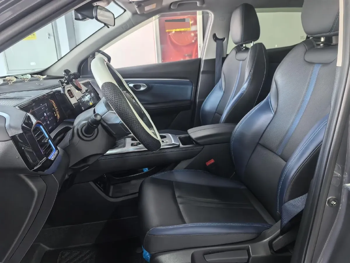 2023 GAC Trumpchi GS3 1.5T 177HP L4 7DCT,autocango,china used car exporter,china ev exporter,chinese used car exporter,chinese used ev exporter