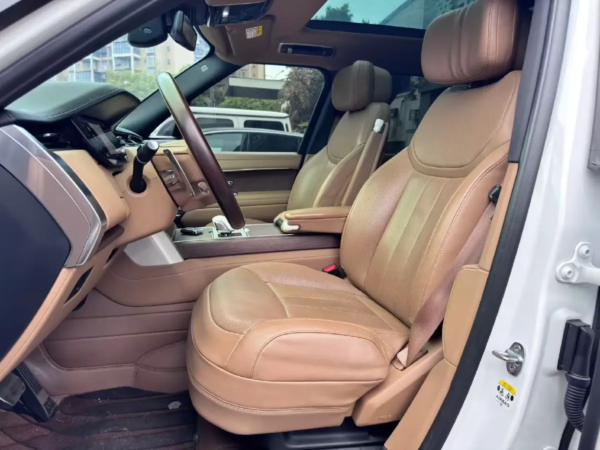 2024 Land Rover Range Rover 3.0T 400HP L6 8AT,autocango,china used car exporter,china ev exporter,chinese used car exporter,chinese used ev exporter