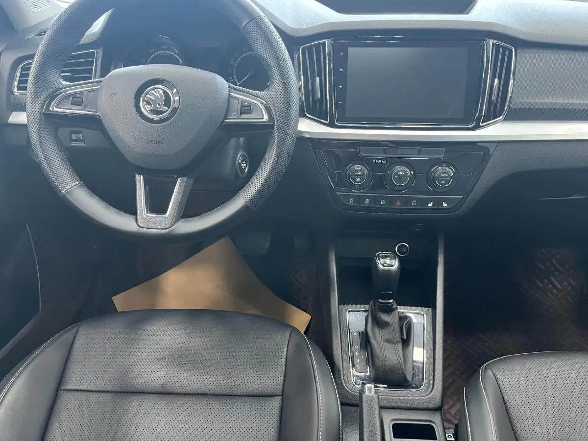 2023 Skoda Kamiq 1.5L 112HP L4 6AT,autocango,china used car exporter,china ev exporter,chinese used car exporter,chinese used ev exporter