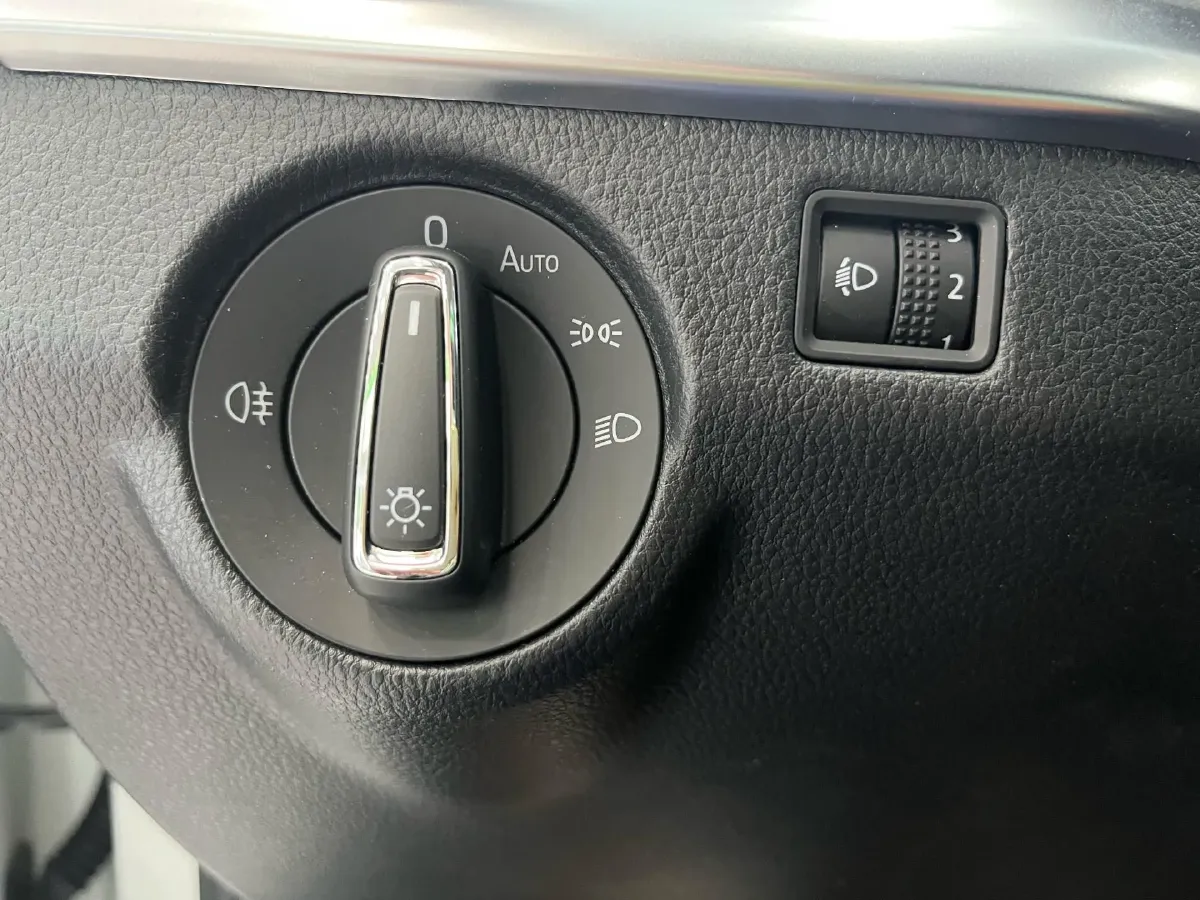 2023 Skoda Kamiq 1.5L 112HP L4 6AT,autocango,china used car exporter,china ev exporter,chinese used car exporter,chinese used ev exporter