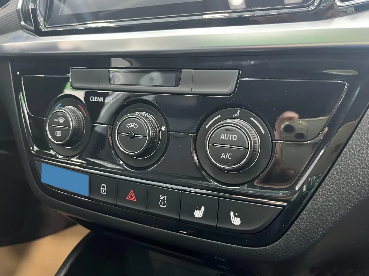 2023 Skoda Kamiq 1.5L 112HP L4 6AT,autocango,china used car exporter,china ev exporter,chinese used car exporter,chinese used ev exporter