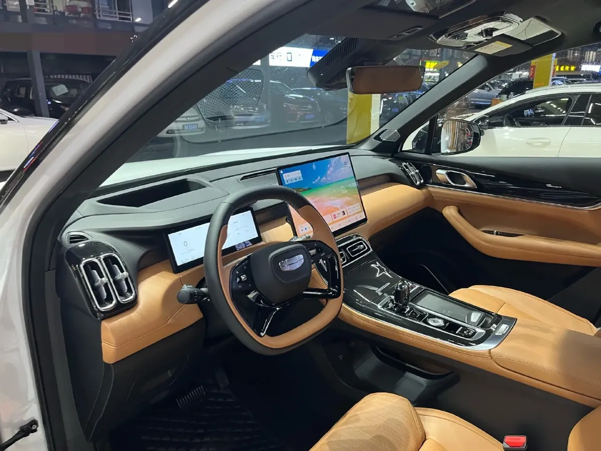 2025 Geely StarRay 1.5T 181HP L4 7DCT,autocango,china used car exporter,china ev exporter,chinese used car exporter,chinese used ev exporter