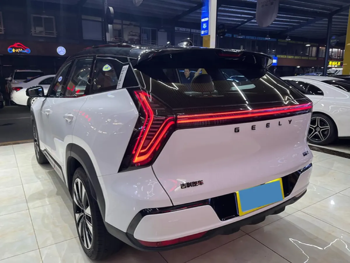 2025 Geely StarRay 1.5T 181HP L4 7DCT,autocango,china used car exporter,china ev exporter,chinese used car exporter,chinese used ev exporter