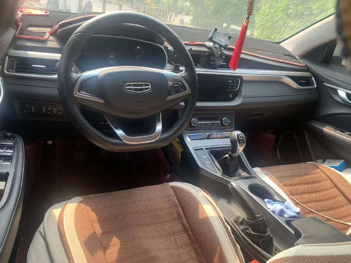 2019 Geely Emgrand 1.5L 109HP L4 5MT,autocango,china used car exporter,china ev exporter,chinese used car exporter,chinese used ev exporter