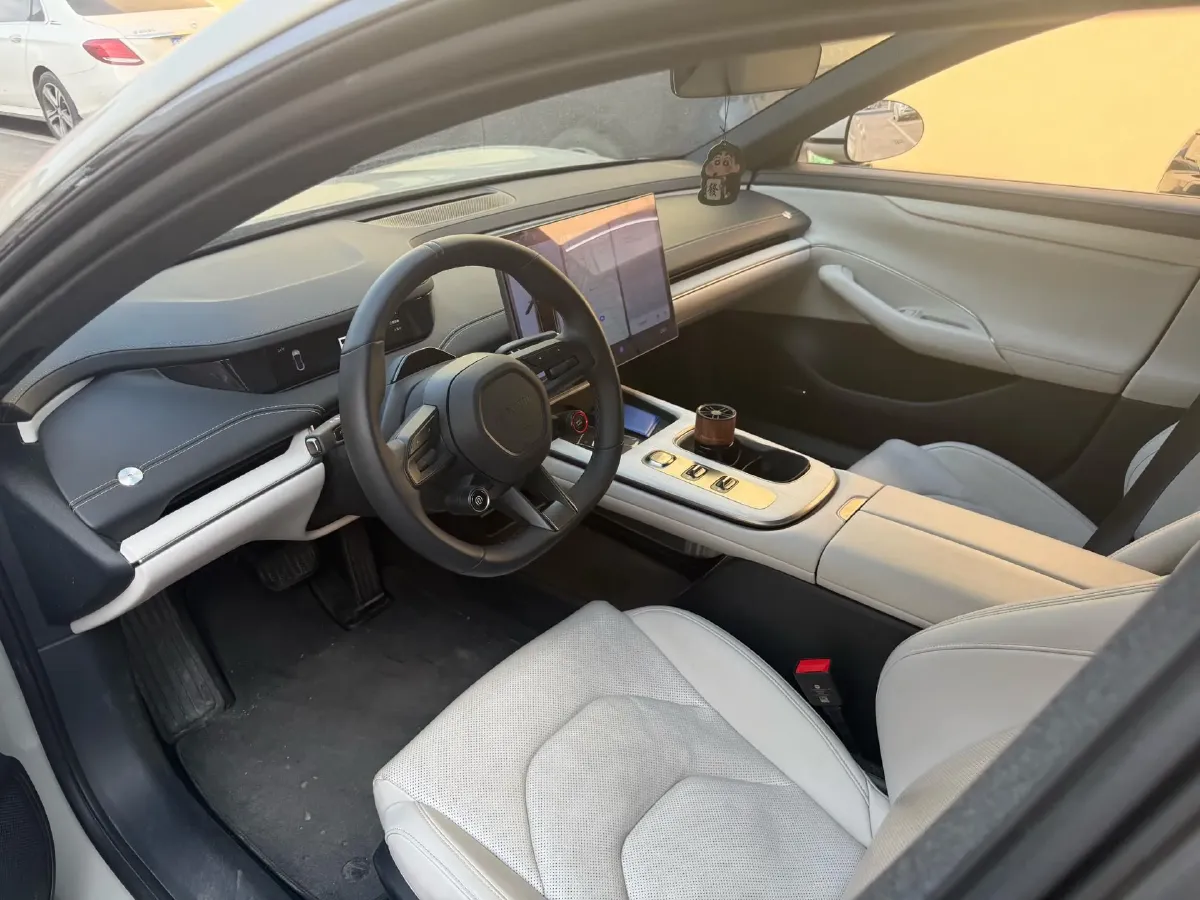 2024 MI SU7 BEV 73.6KWH,autocango,china used car exporter,china ev exporter,chinese used car exporter,chinese used ev exporter