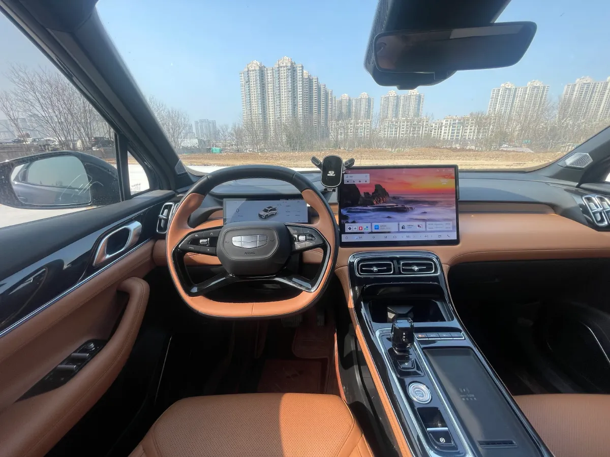 2025 Geely StarRay 1.5T 181HP L4 7DCT,autocango,china used car exporter,china ev exporter,chinese used car exporter,chinese used ev exporter