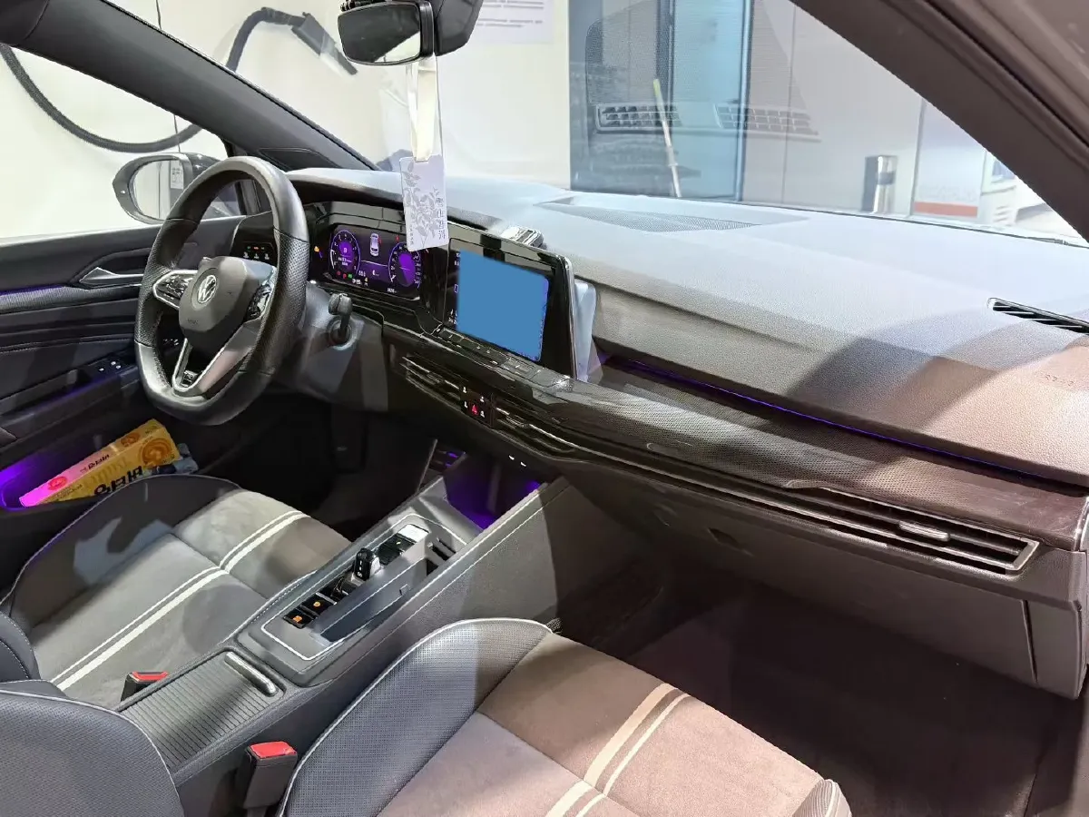 2023 Volkswagen Golf 1.4T 150HP L4 7DCT,autocango,china used car exporter,china ev exporter,chinese used car exporter,chinese used ev exporter