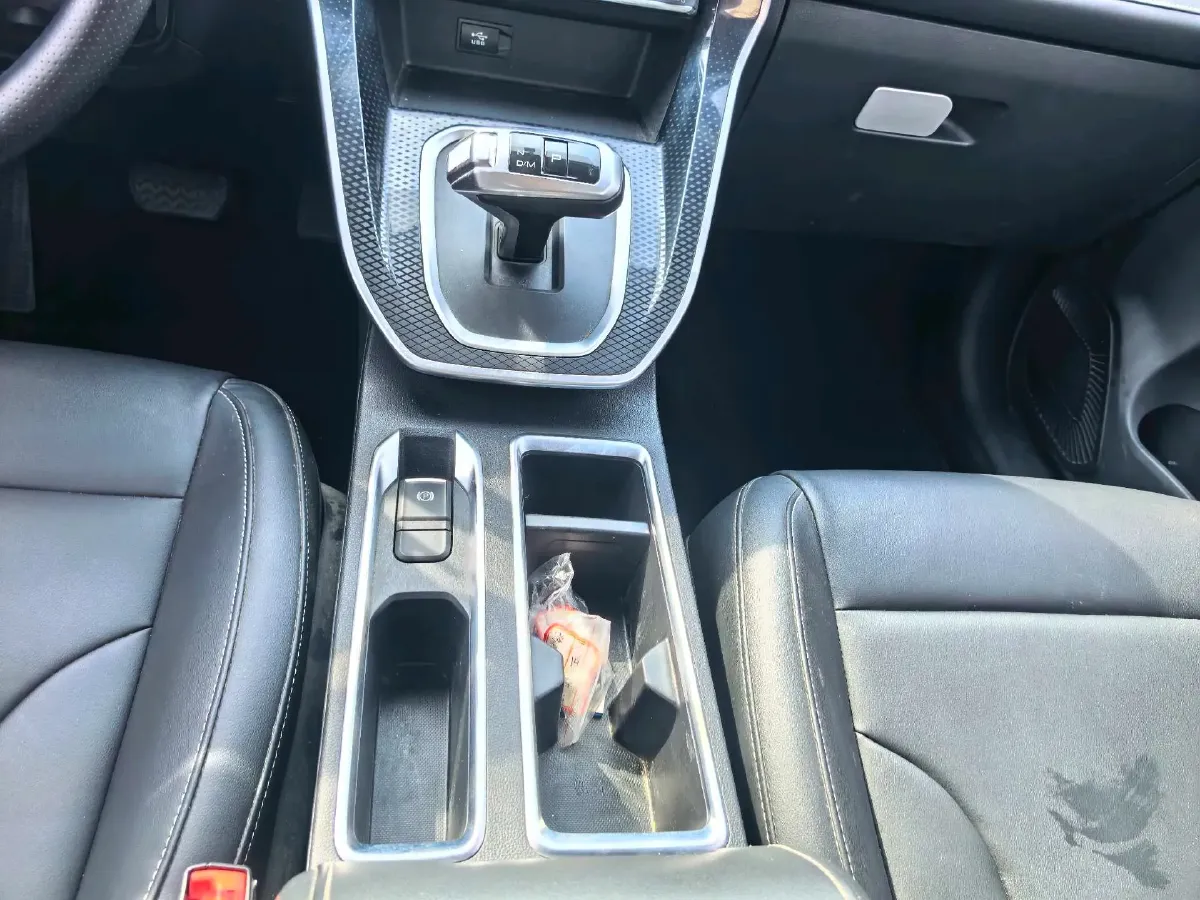 2022 Haval H6 1.5T 184HP L4 7DCT,autocango,china used car exporter,china ev exporter,chinese used car exporter,chinese used ev exporter