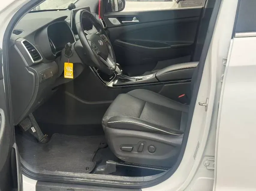 2019 Hyundai Tucson 1.6T 177HP L4 7DCT,autocango,china used car exporter,china ev exporter,chinese used car exporter,chinese used ev exporter