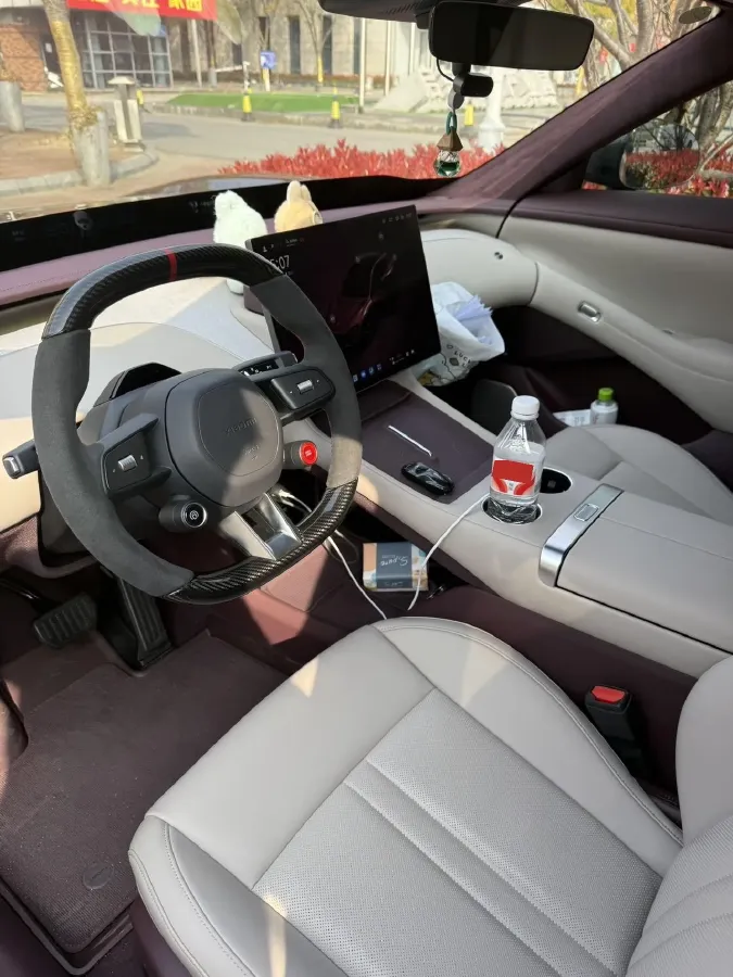 2025 MI YU7 BEV 101.7KWH,autocango,china used car exporter,china ev exporter,chinese used car exporter,chinese used ev exporter