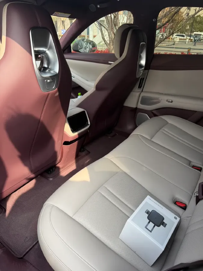 2025 MI YU7 BEV 101.7KWH,autocango,china used car exporter,china ev exporter,chinese used car exporter,chinese used ev exporter