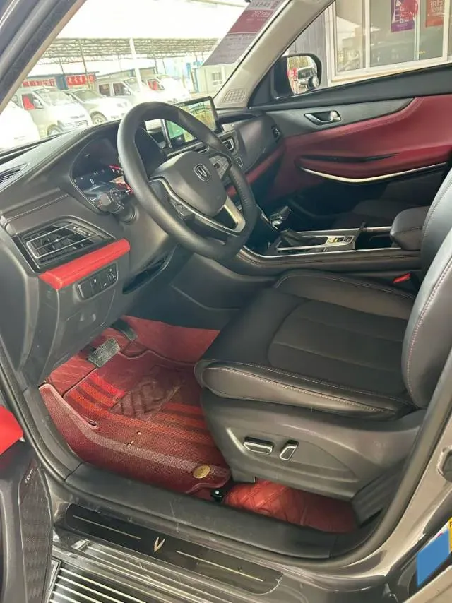 2023 ChangAn CS75 1.5T 188HP L4 7DCT,autocango,china used car exporter,china ev exporter,chinese used car exporter,chinese used ev exporter