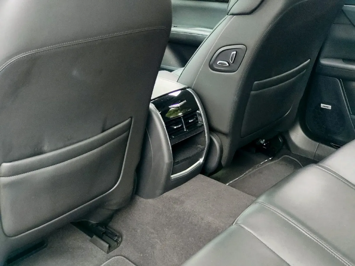 2022 Cadillac CT6 2.0T 237HP L4 10AT,autocango,china used car exporter,china ev exporter,chinese used car exporter,chinese used ev exporter