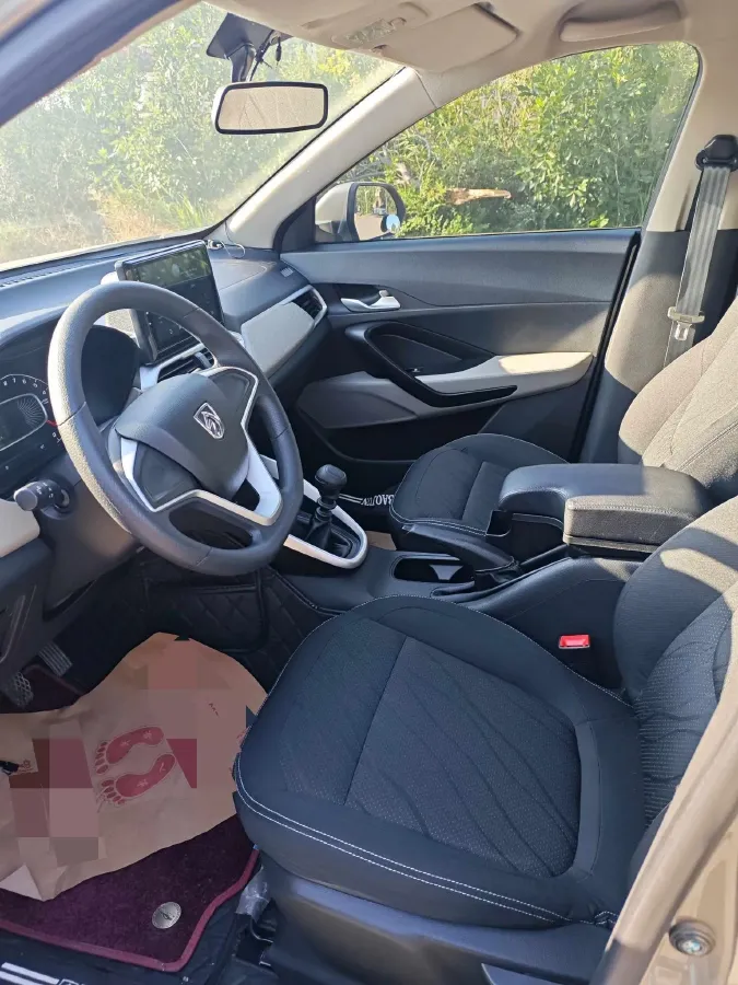 2019 WuLing HongGuang 1.5L 99HP L4 6MT,autocango,china used car exporter,china ev exporter,chinese used car exporter,chinese used ev exporter