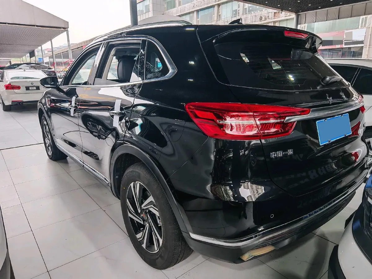 2022 HongQi HS5 2.0T 224HP L4 6AT,autocango,china used car exporter,china ev exporter,chinese used car exporter,chinese used ev exporter