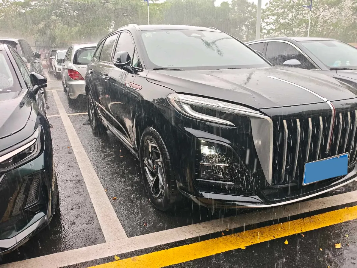 2024 HongQi HS3 1.5T 169HP L4 7DCT,autocango,china used car exporter,china ev exporter,chinese used car exporter,chinese used ev exporter