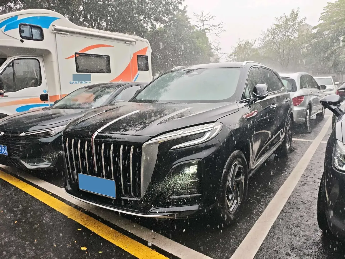 2024 HongQi HS3 1.5T 169HP L4 7DCT,autocango,china used car exporter,china ev exporter,chinese used car exporter,chinese used ev exporter