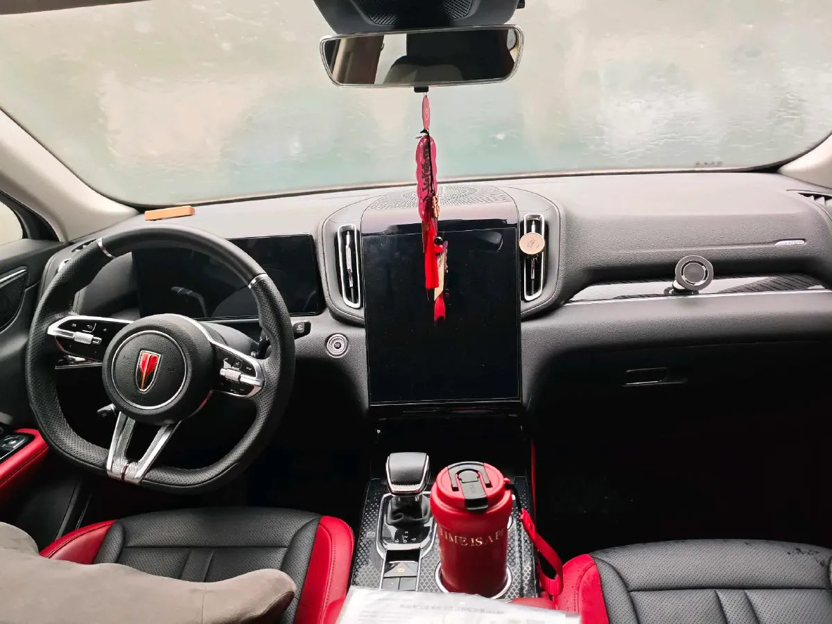 2024 HongQi HS3 1.5T 169HP L4 7DCT,autocango,china used car exporter,china ev exporter,chinese used car exporter,chinese used ev exporter