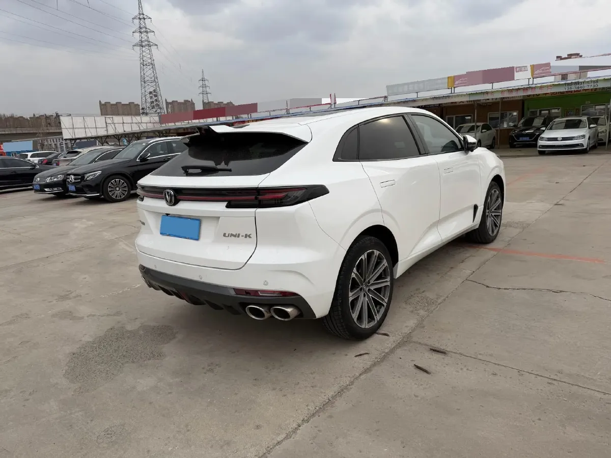 2021 ChangAn UNI-K 2.0T 233HP L4 8AT,autocango,china used car exporter,china ev exporter,chinese used car exporter,chinese used ev exporter