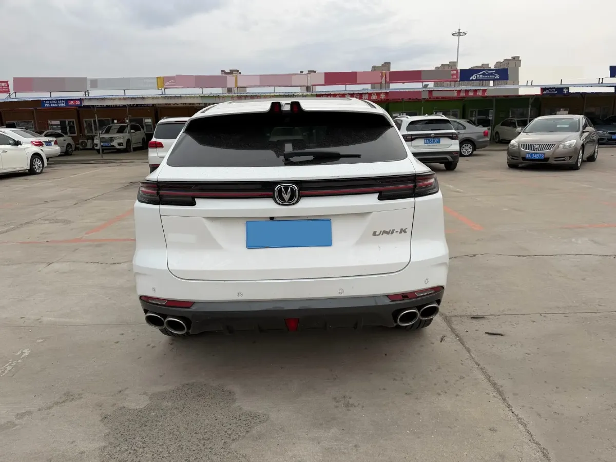 2021 ChangAn UNI-K 2.0T 233HP L4 8AT,autocango,china used car exporter,china ev exporter,chinese used car exporter,chinese used ev exporter