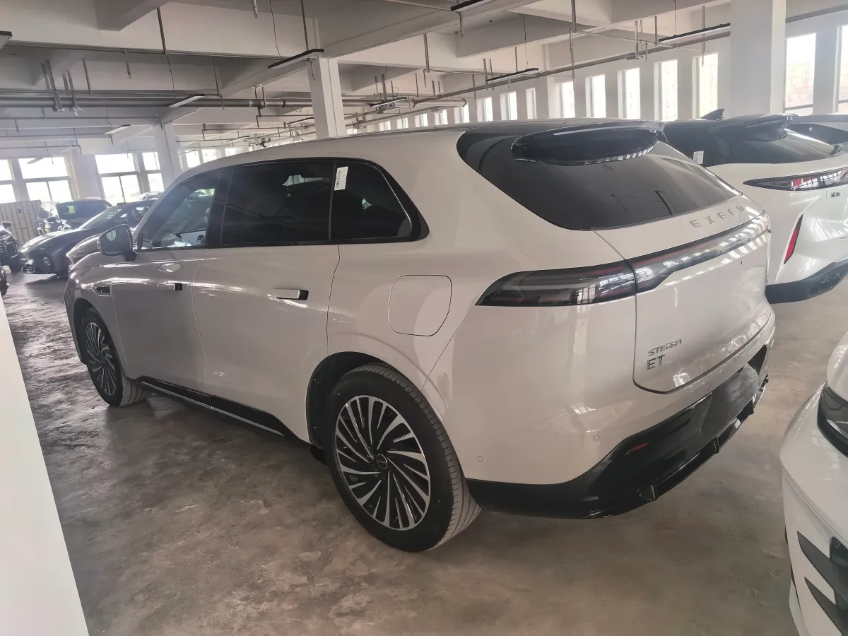 2025 Exceed Sterra ET REEV 156HP REEV,autocango,china used car exporter,china ev exporter,chinese used car exporter,chinese used ev exporter