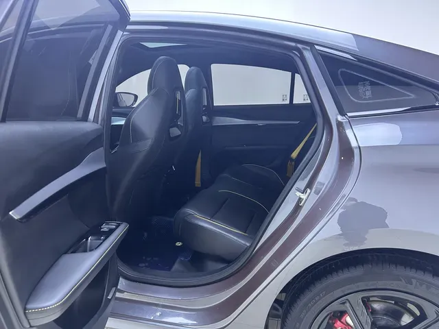 2022 MG 5 Scorpio 1.5T 181HP L4 7DCT,autocango,china used car exporter,china ev exporter,chinese used car exporter,chinese used ev exporter