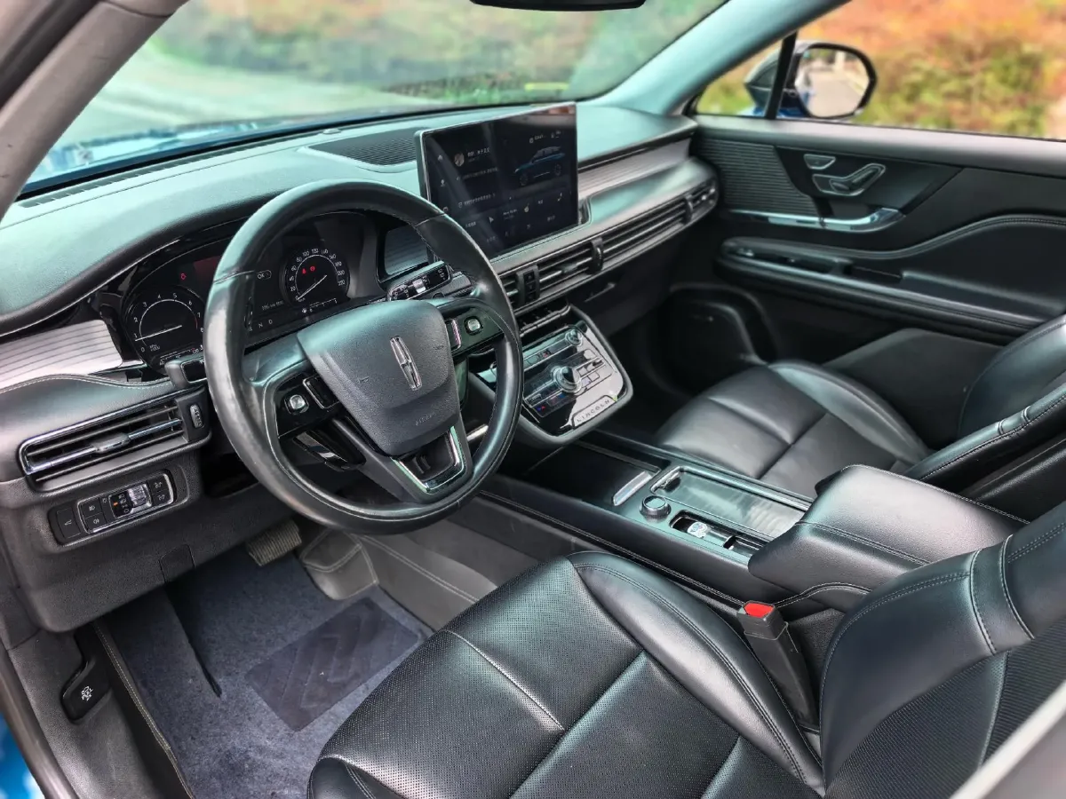 2020 Lincoln Corsair 2.0T 245HP L4 8AT,autocango,china used car exporter,china ev exporter,chinese used car exporter,chinese used ev exporter