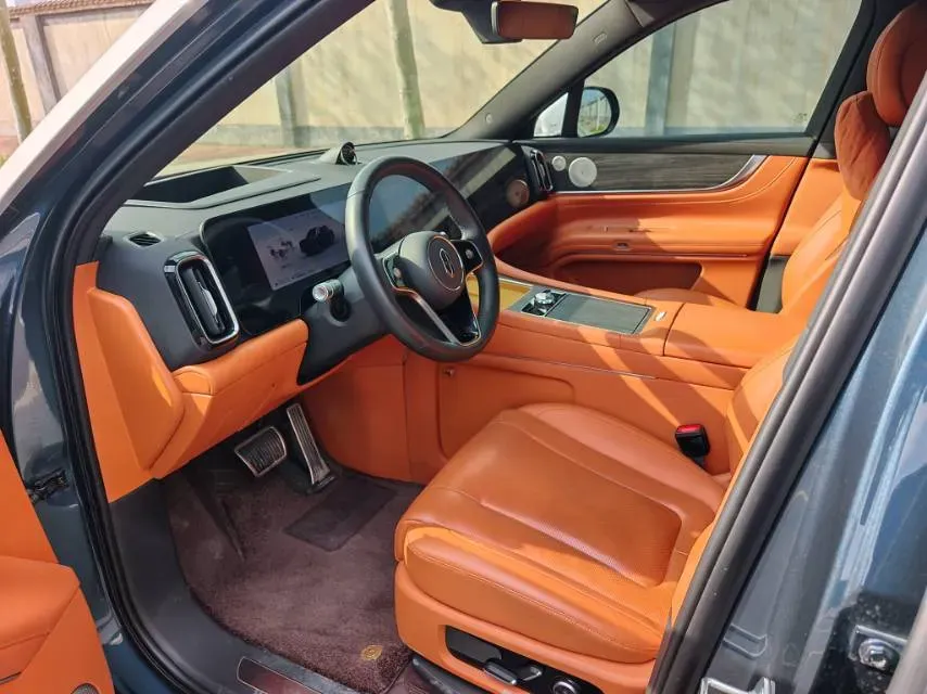 2024 AITO AITO M9 1.5T 152HP L4 REEV 42KWH,autocango,china used car exporter,china ev exporter,chinese used car exporter,chinese used ev exporter