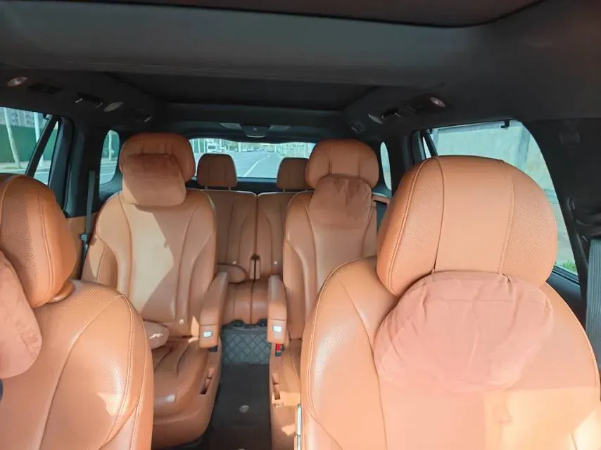 2024 AITO AITO M9 1.5T 152HP L4 REEV 42KWH,autocango,china used car exporter,china ev exporter,chinese used car exporter,chinese used ev exporter