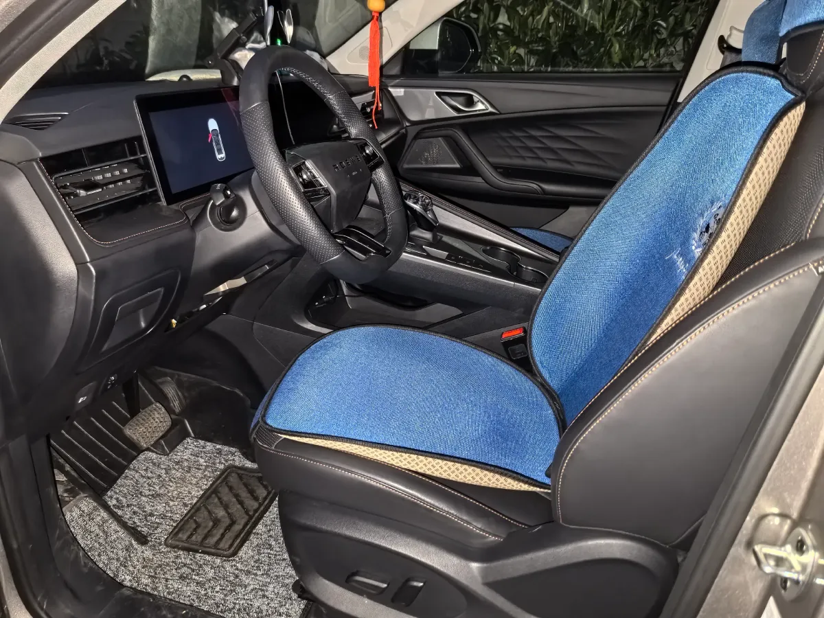 2023 Roewe RX5 1.5T 188HP L4 7DCT,autocango,china used car exporter,china ev exporter,chinese used car exporter,chinese used ev exporter