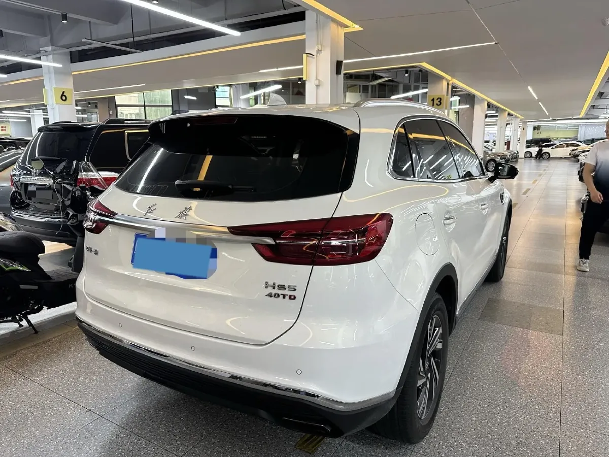 2022 HongQi HS5 2.0T 224HP L4 6AT,autocango,china used car exporter,china ev exporter,chinese used car exporter,chinese used ev exporter
