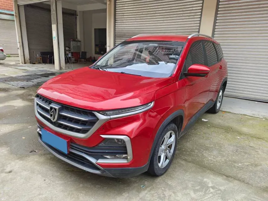 2018 BaoJun 530 1.5T 150HP L4 6MT,autocango,china used car exporter,china ev exporter,chinese used car exporter,chinese used ev exporter