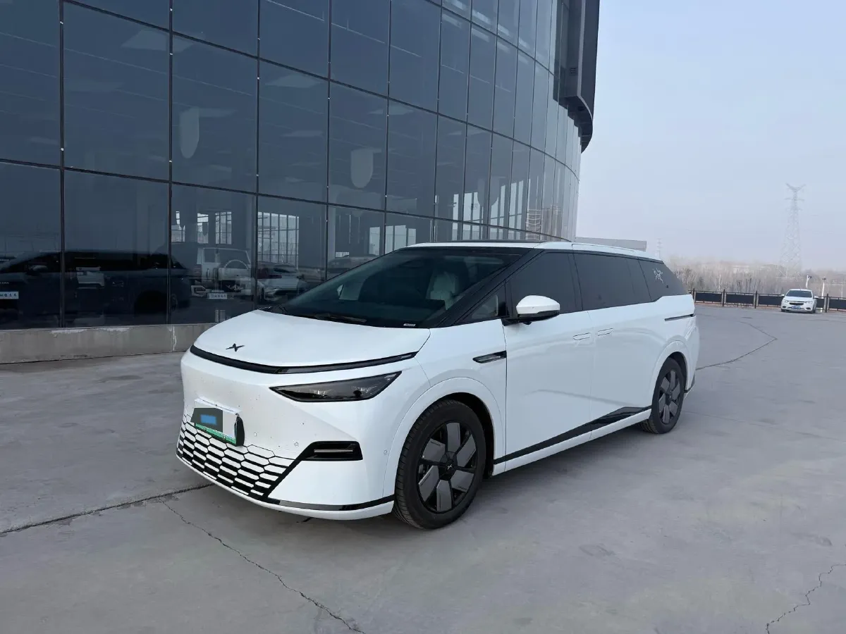 2025 Xpeng X9 BEV,autocango,china used car exporter,china ev exporter,chinese used car exporter,chinese used ev exporter