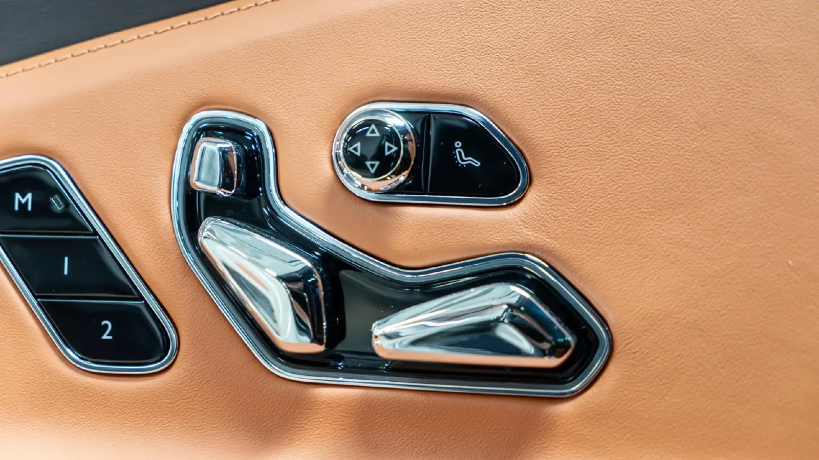 2024 Bentley Flying Spur 4.0T 549HP V8 8DCT,autocango,china used car exporter,china ev exporter,chinese used car exporter,chinese used ev exporter