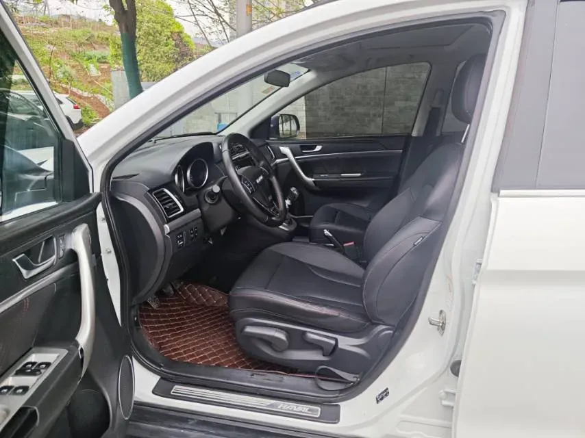 2018 Haval M6 1.5T 150HP L4 6MT,autocango,china used car exporter,china ev exporter,chinese used car exporter,chinese used ev exporter