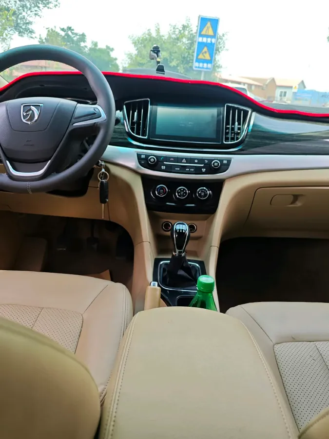 2016 JMC BaoDian 2.4L 124HP L4 5MT,autocango,china used car exporter,china ev exporter,chinese used car exporter,chinese used ev exporter