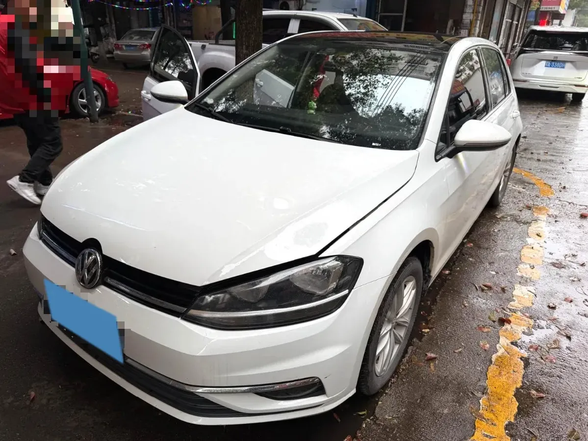 2019 Volkswagen Golf 1.6L 110HP L4 6AT,autocango,china used car exporter,china ev exporter,chinese used car exporter,chinese used ev exporter
