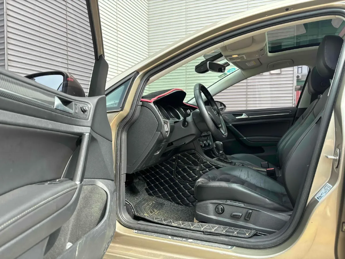 2018 Volkswagen Golf 1.4T 131HP L4 7DCT,autocango,china used car exporter,china ev exporter,chinese used car exporter,chinese used ev exporter