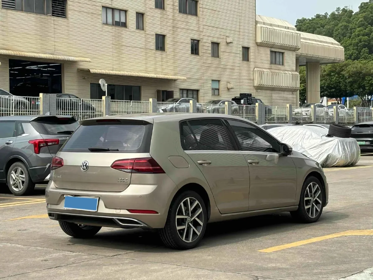 2018 Volkswagen Golf 1.4T 131HP L4 7DCT,autocango,china used car exporter,china ev exporter,chinese used car exporter,chinese used ev exporter