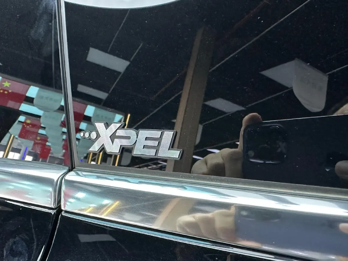 2025 AITO AITO M8 REEV 160HP REEV 53.4KWH,autocango,china used car exporter,china ev exporter,chinese used car exporter,chinese used ev exporter