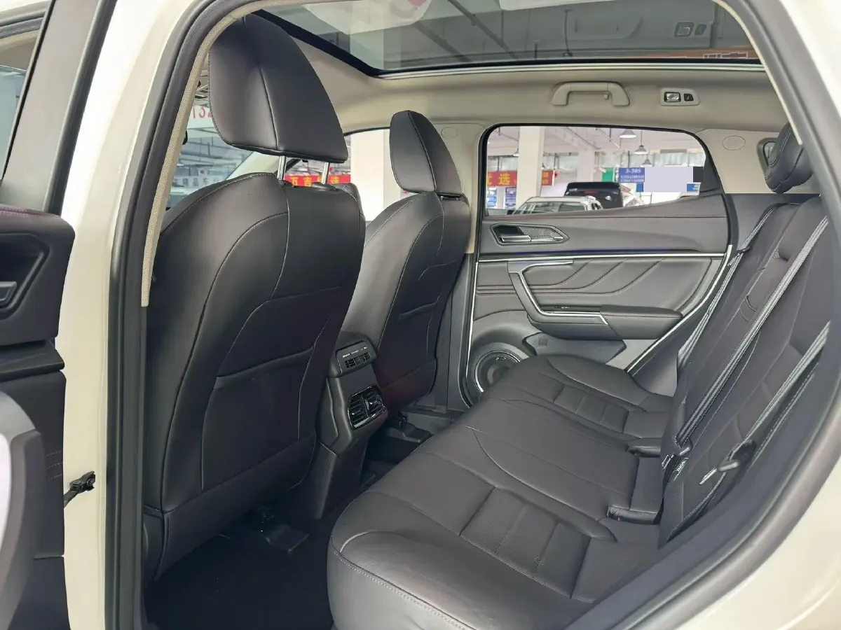 2017 WEY VV5 2.0T 197HP L4 7DCT,autocango,china used car exporter,china ev exporter,chinese used car exporter,chinese used ev exporter