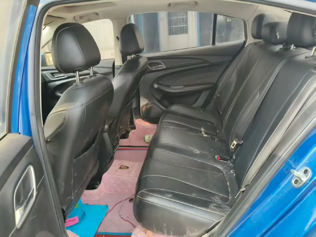 2019 Roewe i5 1.5L 120HP L4 CVT,autocango,china used car exporter,china ev exporter,chinese used car exporter,chinese used ev exporter