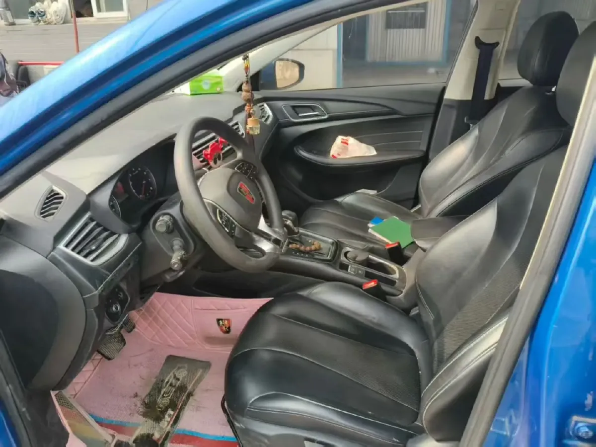 2019 Roewe i5 1.5L 120HP L4 CVT,autocango,china used car exporter,china ev exporter,chinese used car exporter,chinese used ev exporter