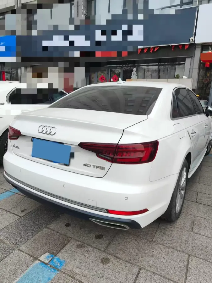 2019 Audi A4L 2.0T 190HP L4 7DCT,autocango,china used car exporter,china ev exporter,chinese used car exporter,chinese used ev exporter