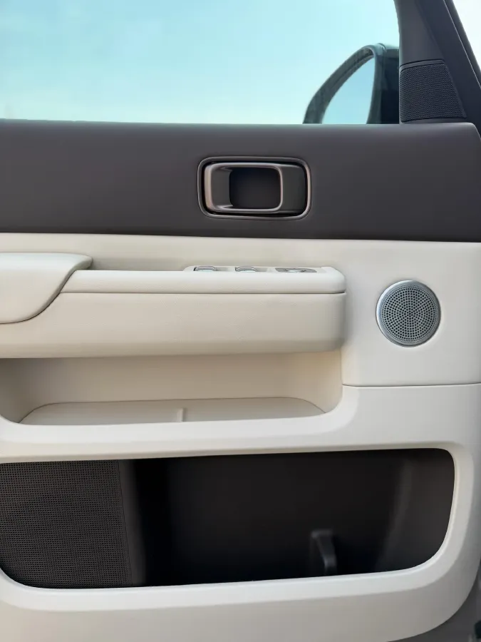 2024 Li MEGA BEV 102.7KWH,autocango,china used car exporter,china ev exporter,chinese used car exporter,chinese used ev exporter